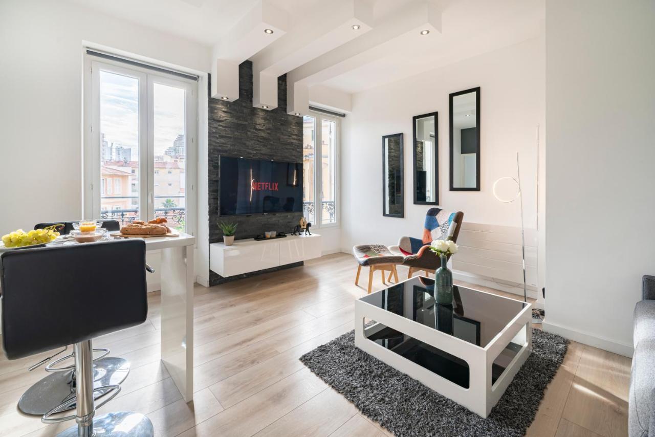 Frontiere Monaco, Appartement Renove Entierement - Ag 보솔레이 외부 사진